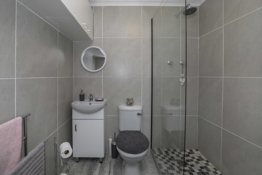 2 Bedroom Property for Sale in Plumstead Western Cape